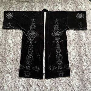 BlackMilk DC-Ometry Velvet Robe